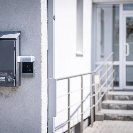 Apartment By Pyramid - Michal *