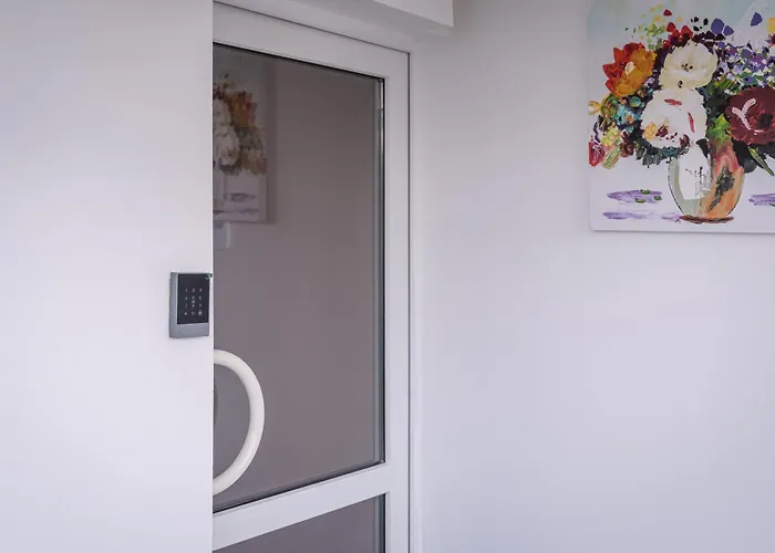 Апартаменти By Pyramid - Michal *