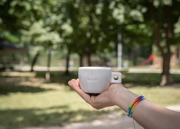 By Pyramid - Michal 아파트