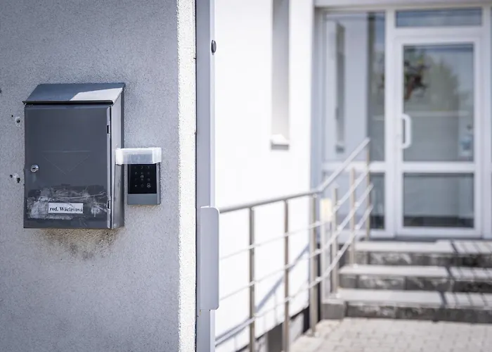 아파트 By Pyramid - Michal *