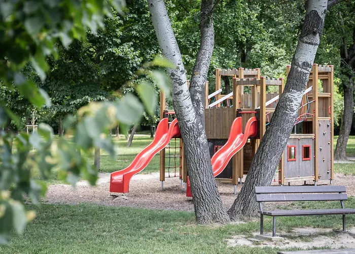 By Pyramid - Michal Appartement